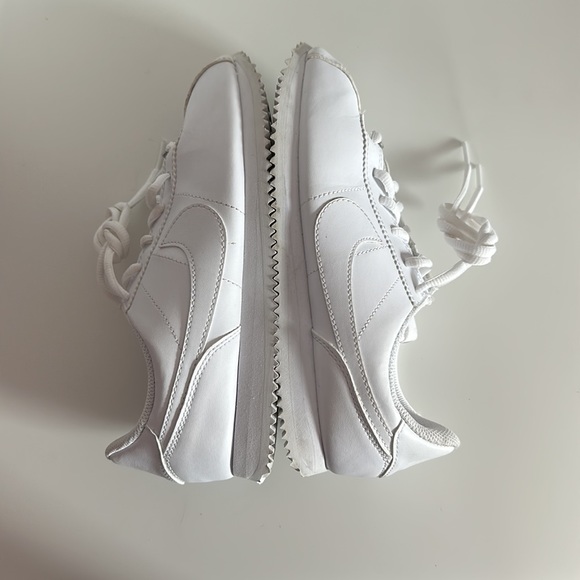 NIKE CORTEZ BASIC SL (GS) WHITE / WHITE GRADE SCHOOL 904764-100 - Picture 7 of 9